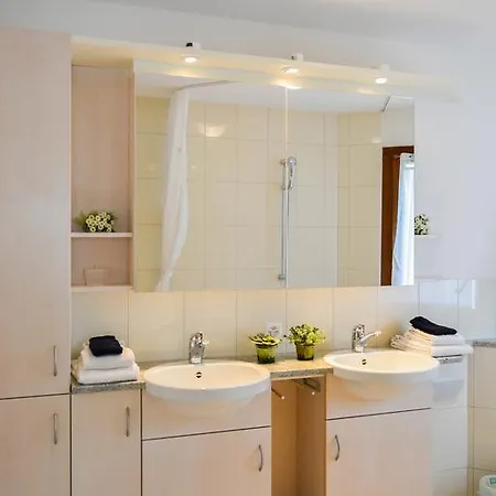 Apartment Serena 202